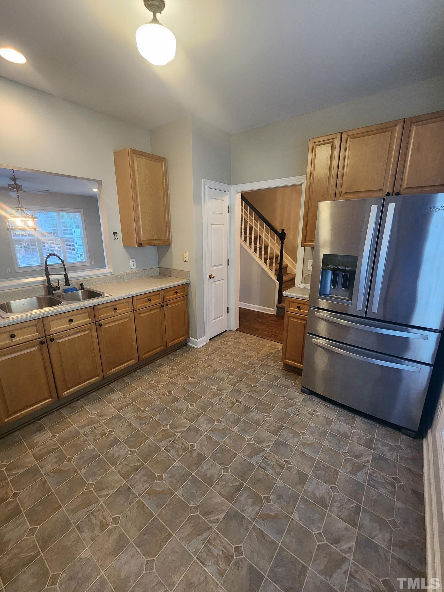 104 Sir William Lane Property Photo 6