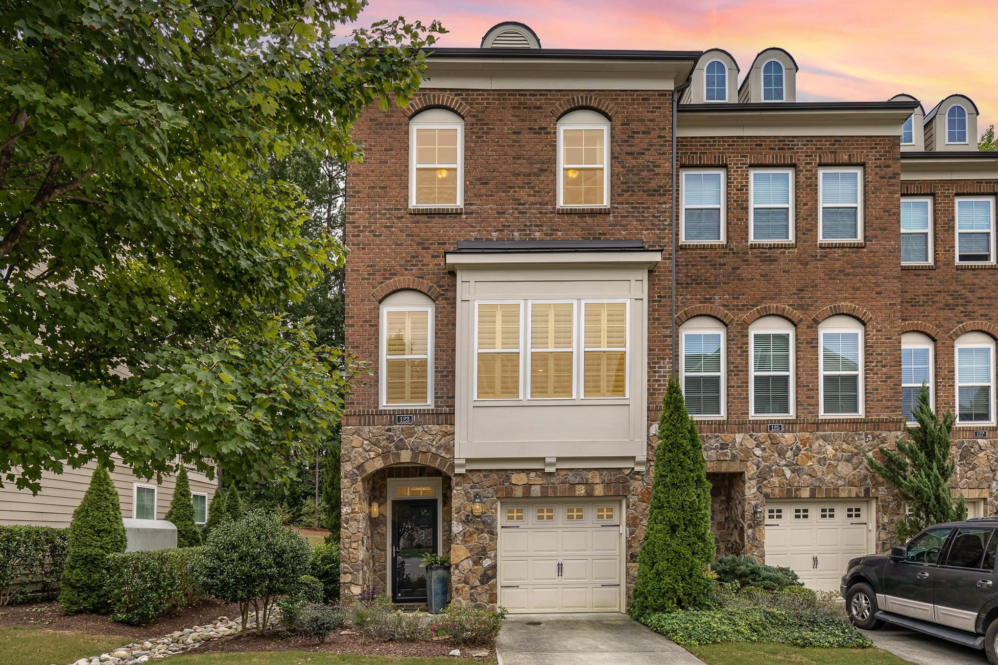 123 Penley Circle Property Photo 1