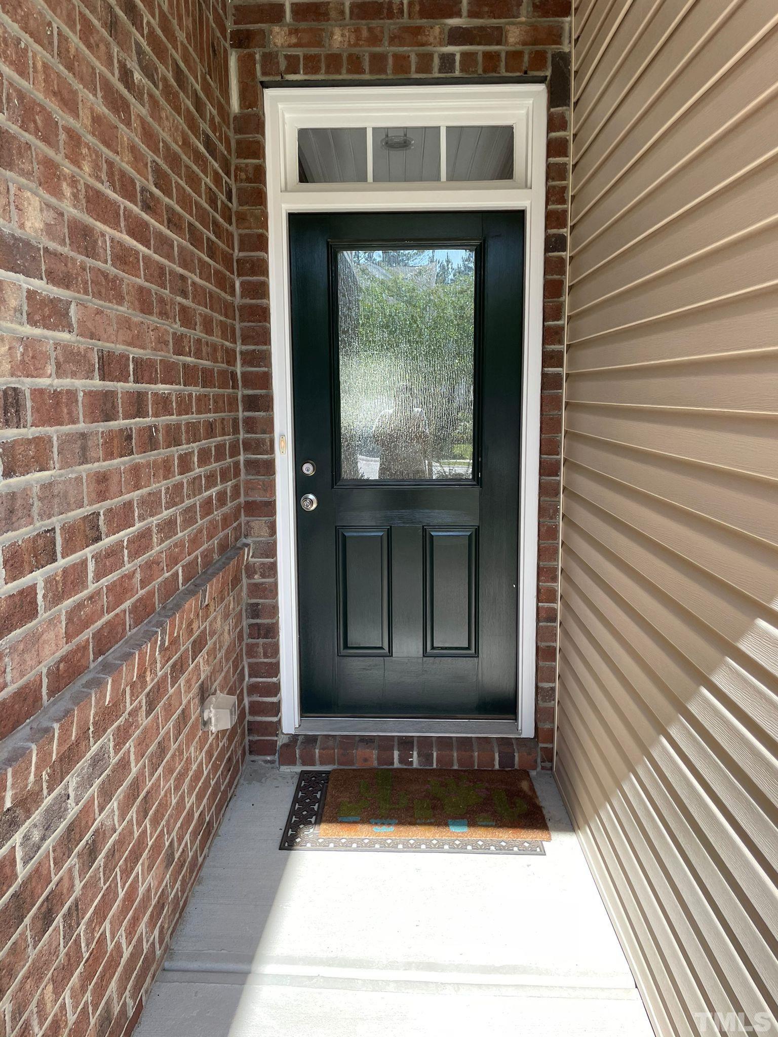 1426 Glenwater Drive Property Photo 2