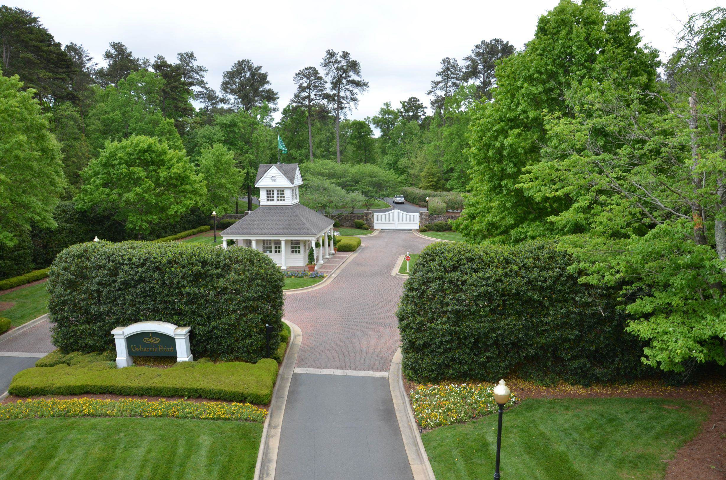 164 Stonebridge Drive Property Photo 4