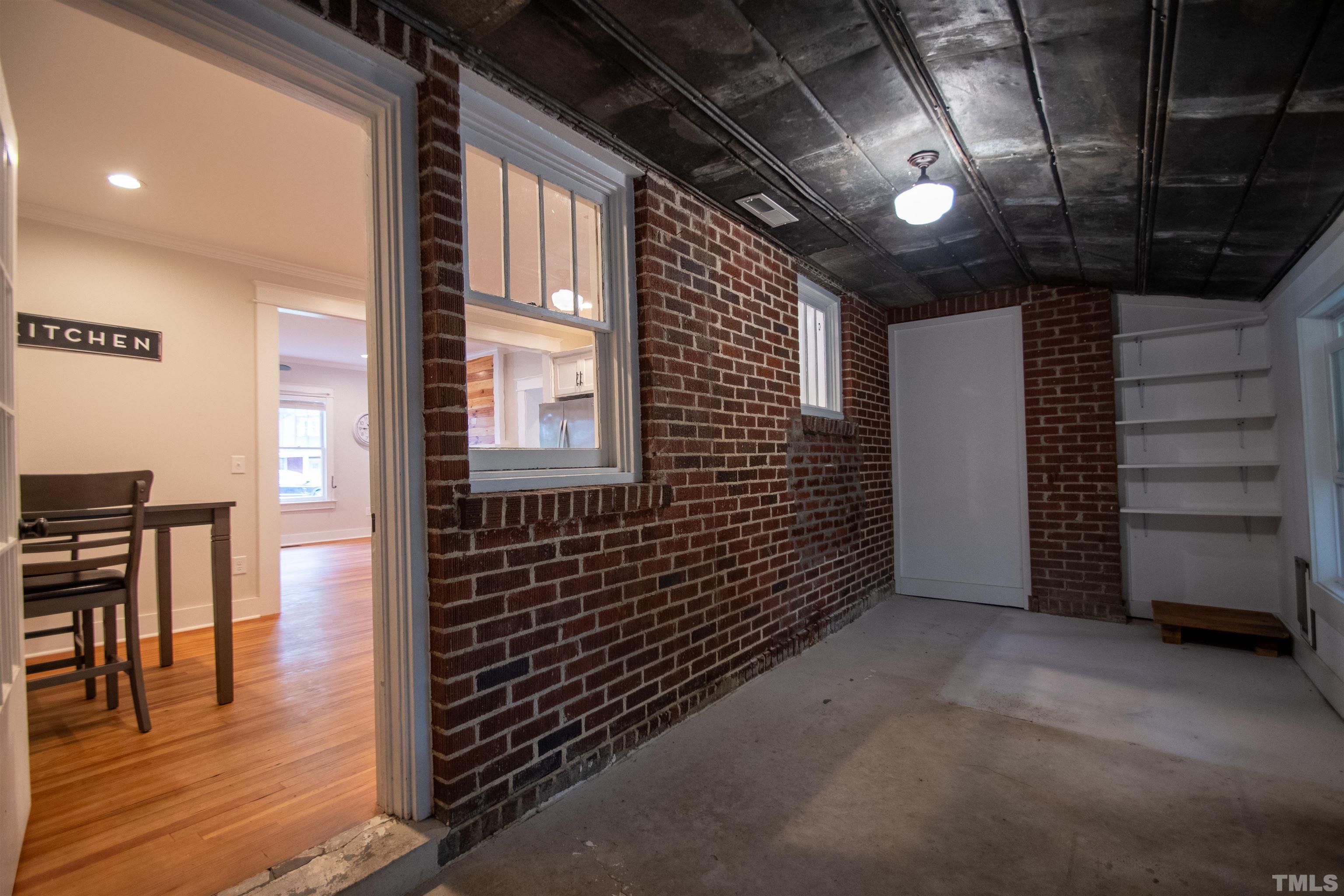 208 E Sycamore Drive Property Photo 12