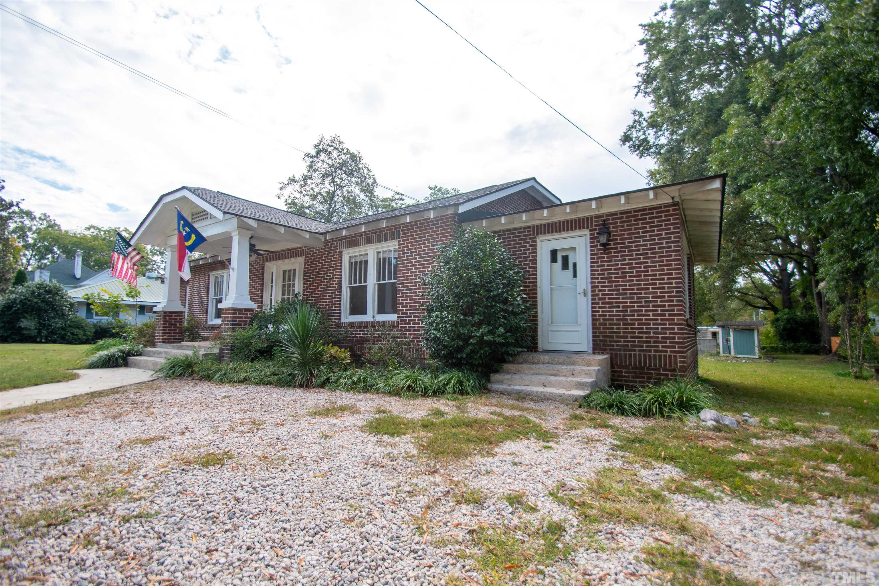 208 E Sycamore Drive Property Photo 41