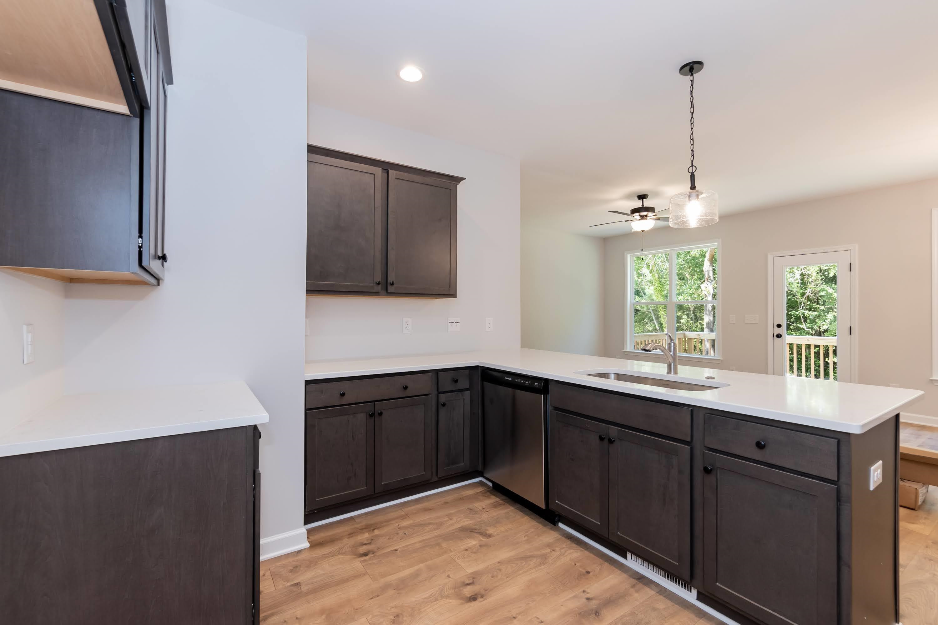 804 N Magnolia Avenue Property Photo 11
