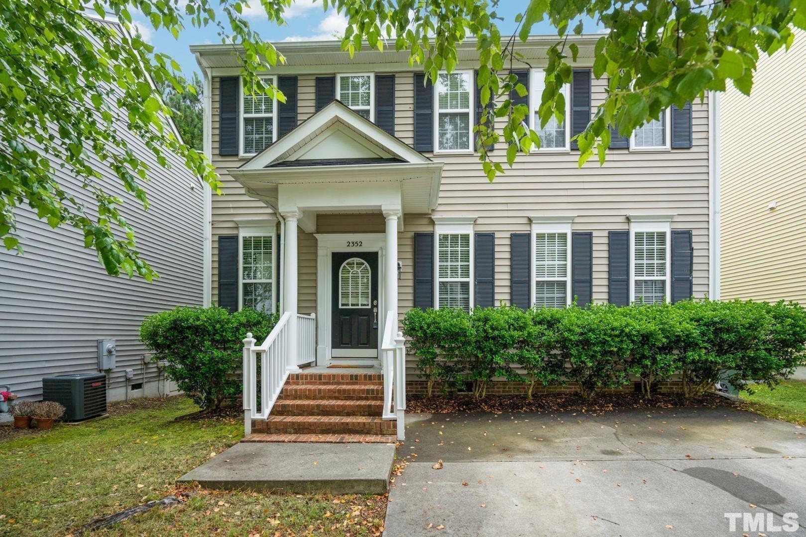 2352 Sapphire Vly Property Photo 2