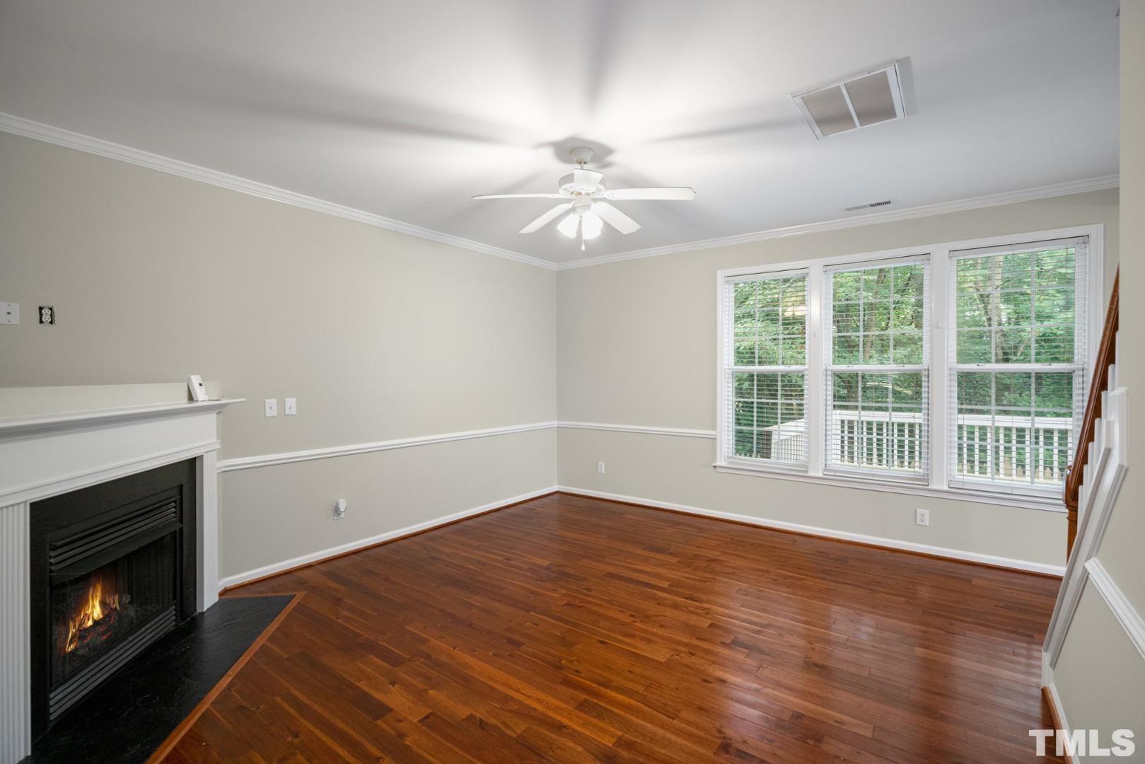2352 Sapphire Vly Property Photo 11