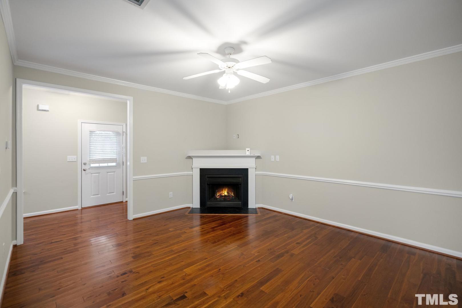 2352 Sapphire Vly Property Photo 12