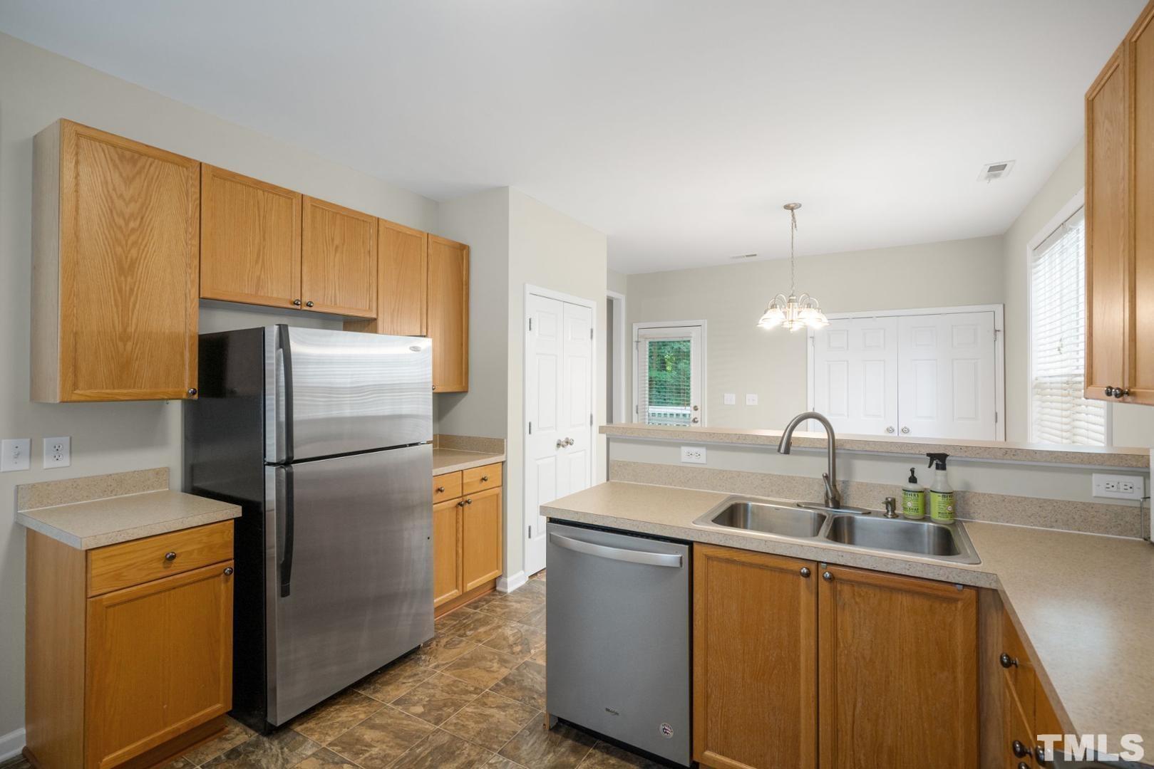 2352 Sapphire Vly Property Photo 20