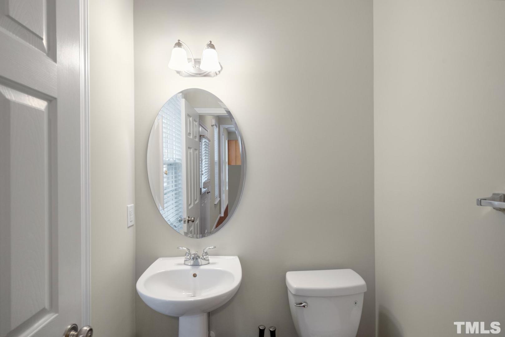2352 Sapphire Vly Property Photo 22