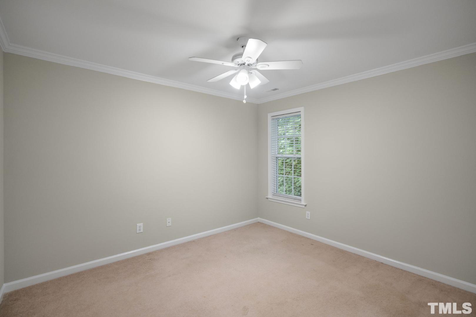 2352 Sapphire Vly Property Photo 28