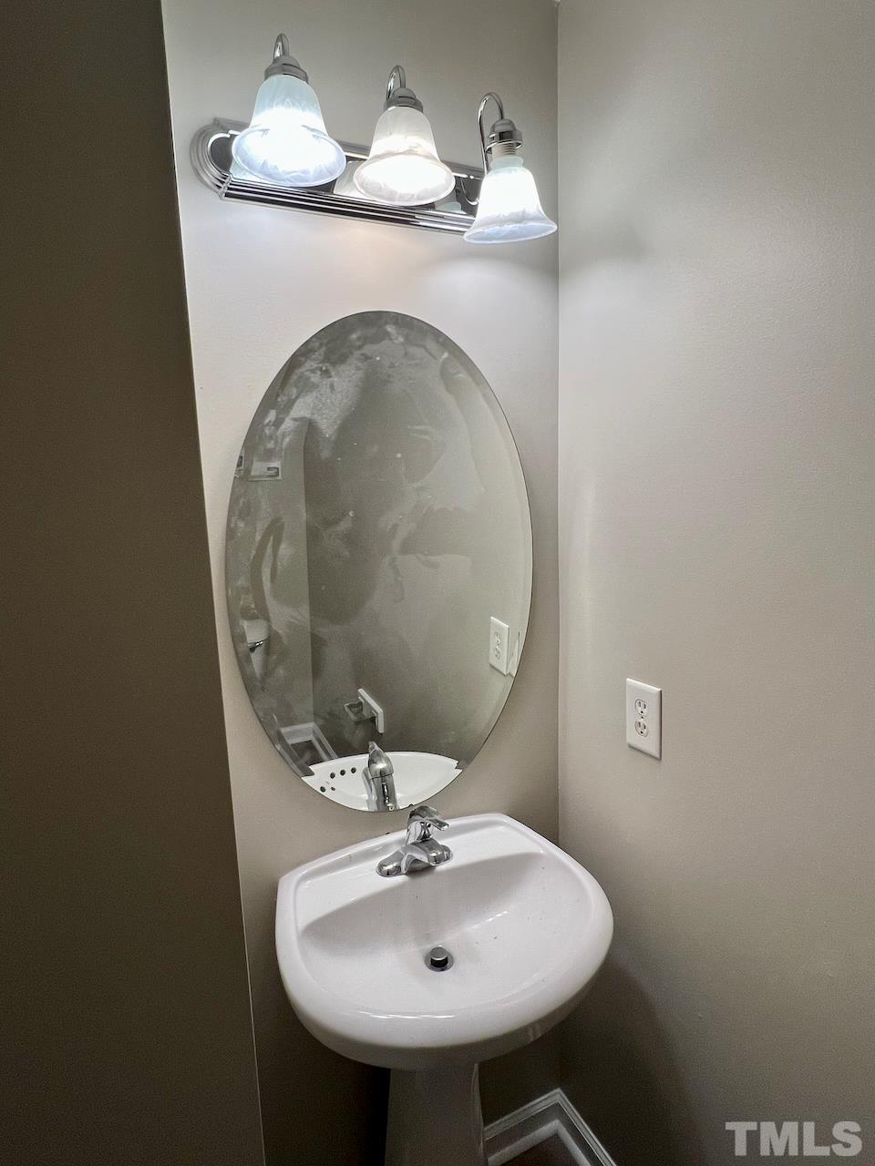 5223 Big Bass Drive Property Photo 14