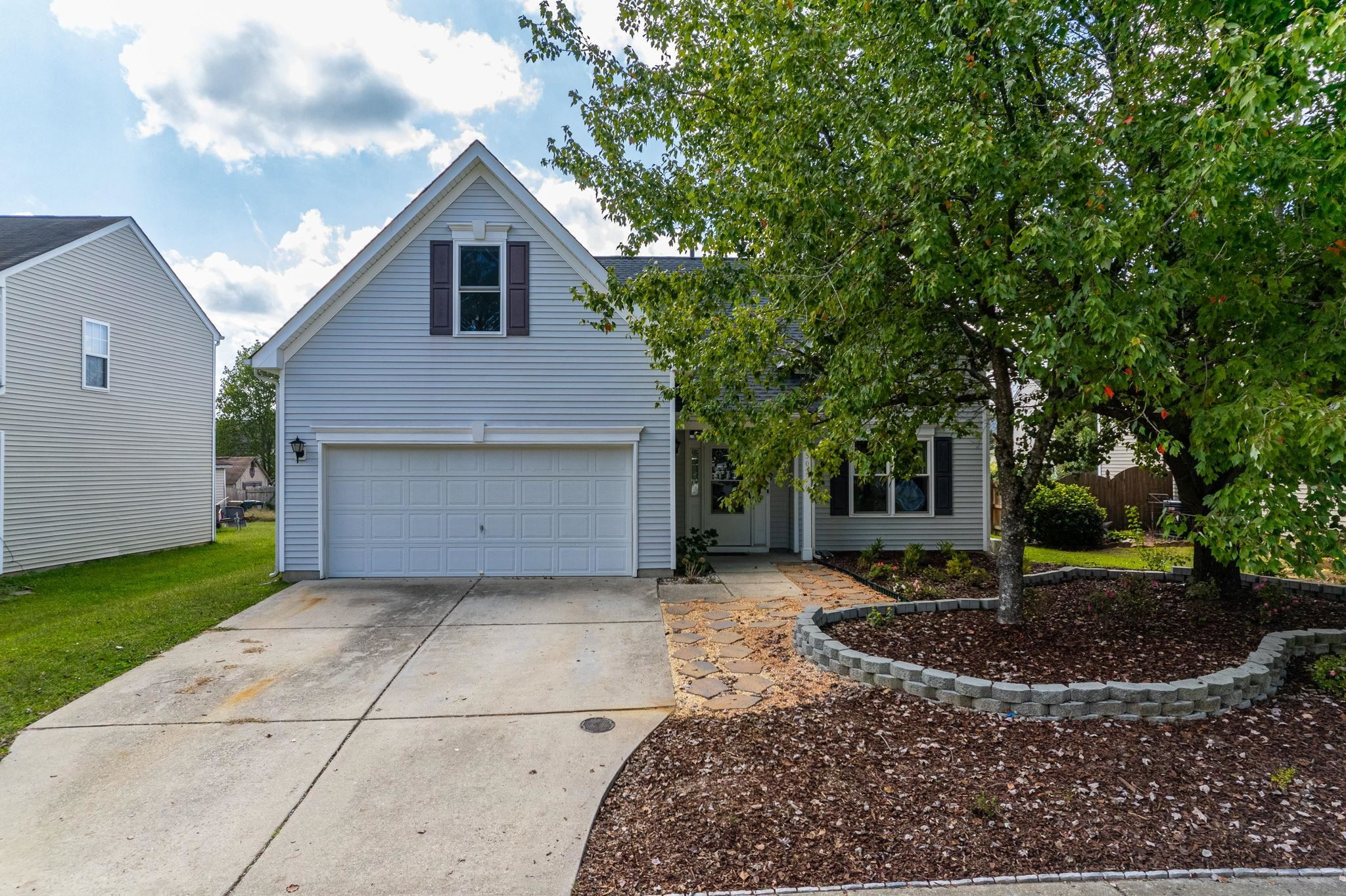 3024 Buttonwood Lane Property Photo 1