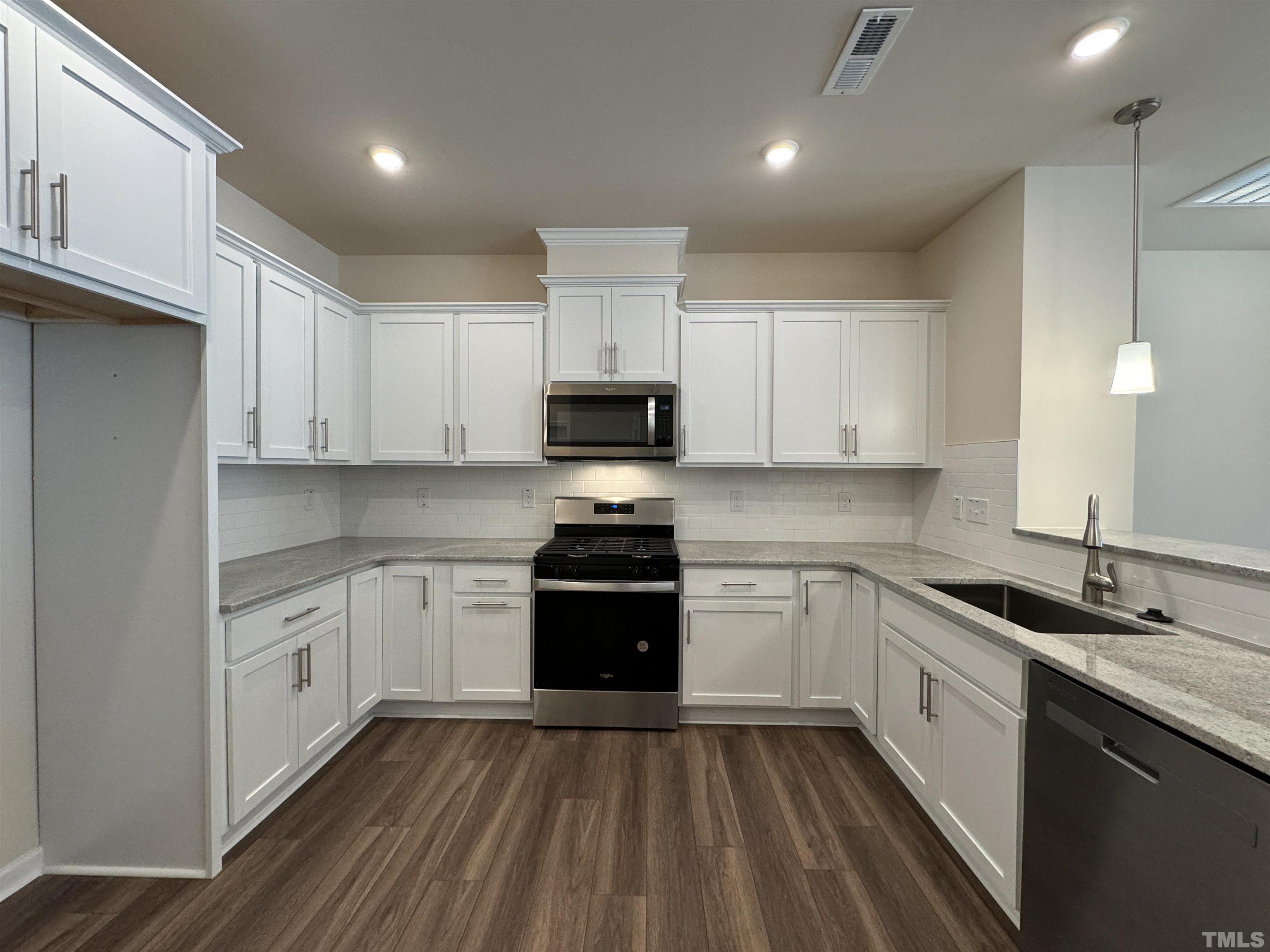 203 Parker Station Avenue Property Photo 10