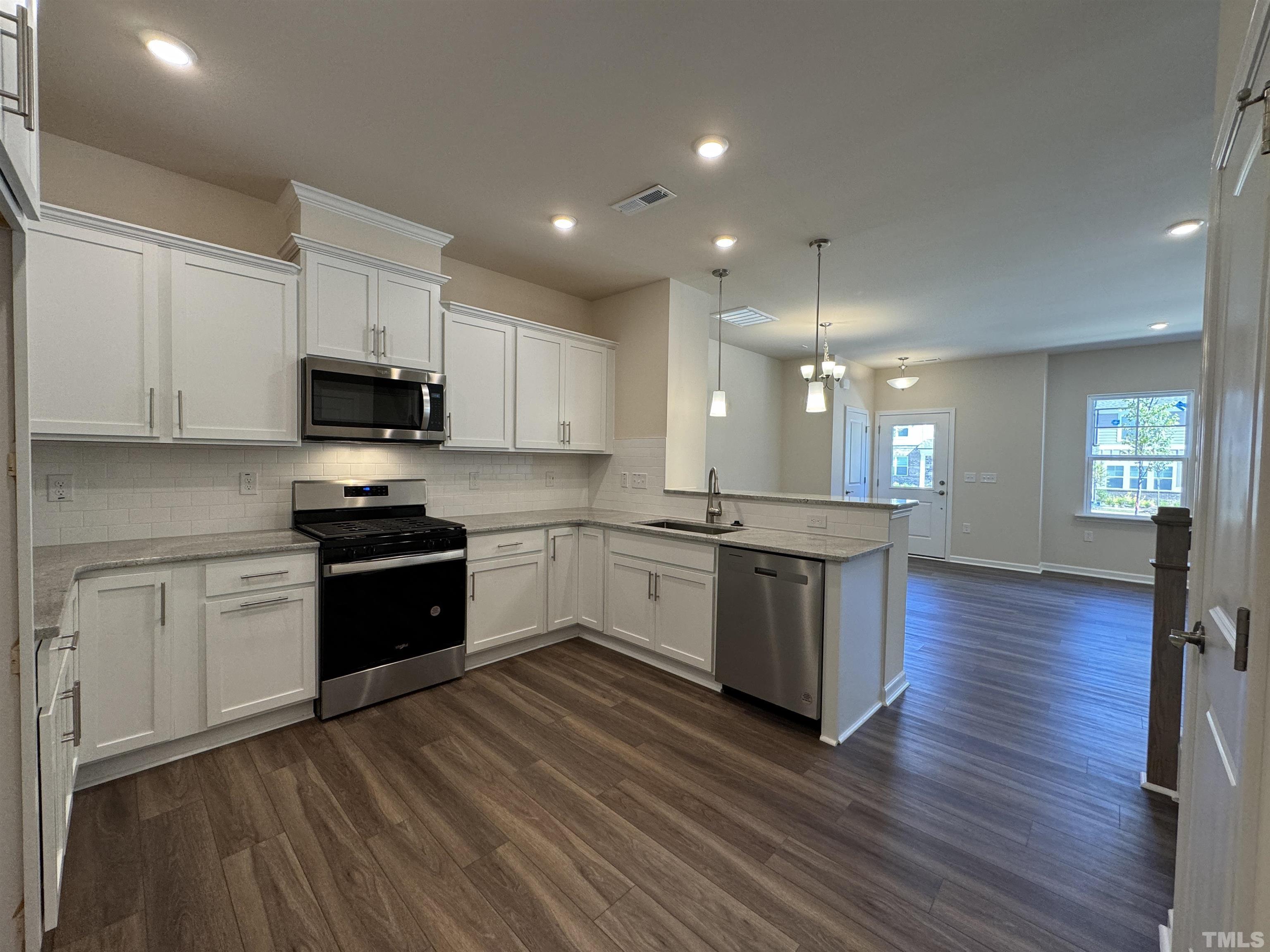 203 Parker Station Avenue Property Photo 11