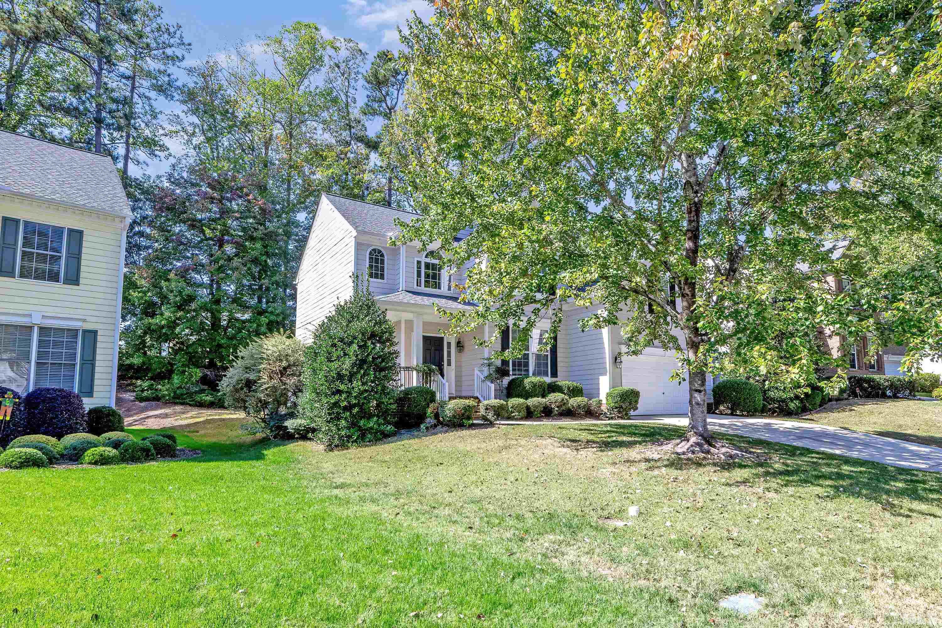 2103 Templeton Gap Drive Property Photo 4