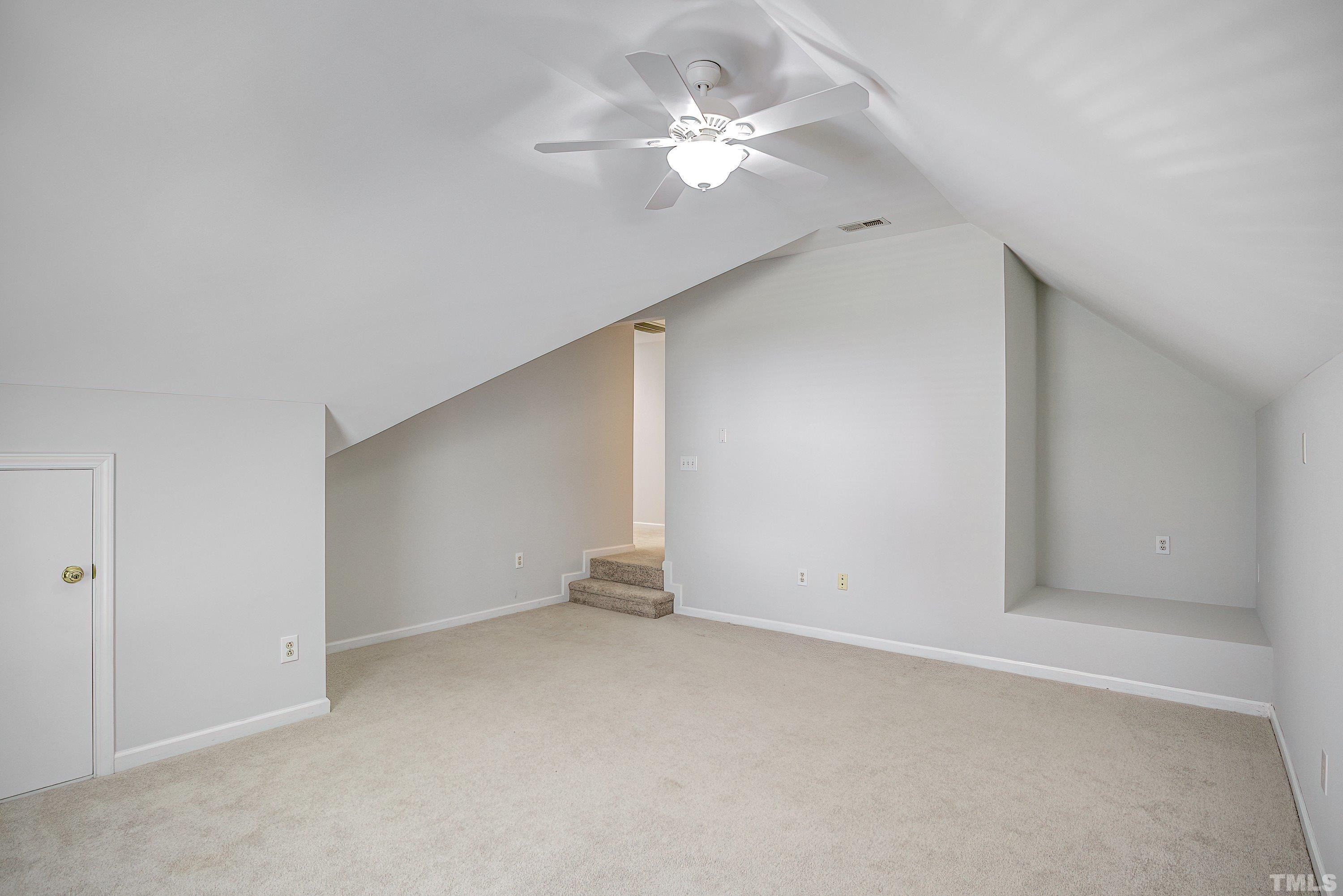 2103 Templeton Gap Drive Property Photo 30