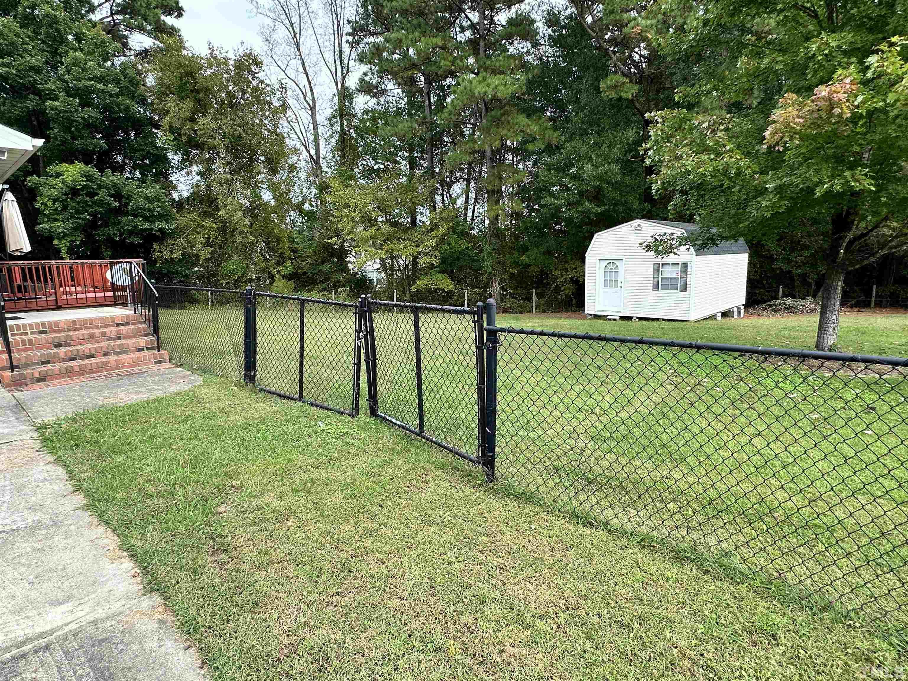 705 Sherron Road Property Photo 3
