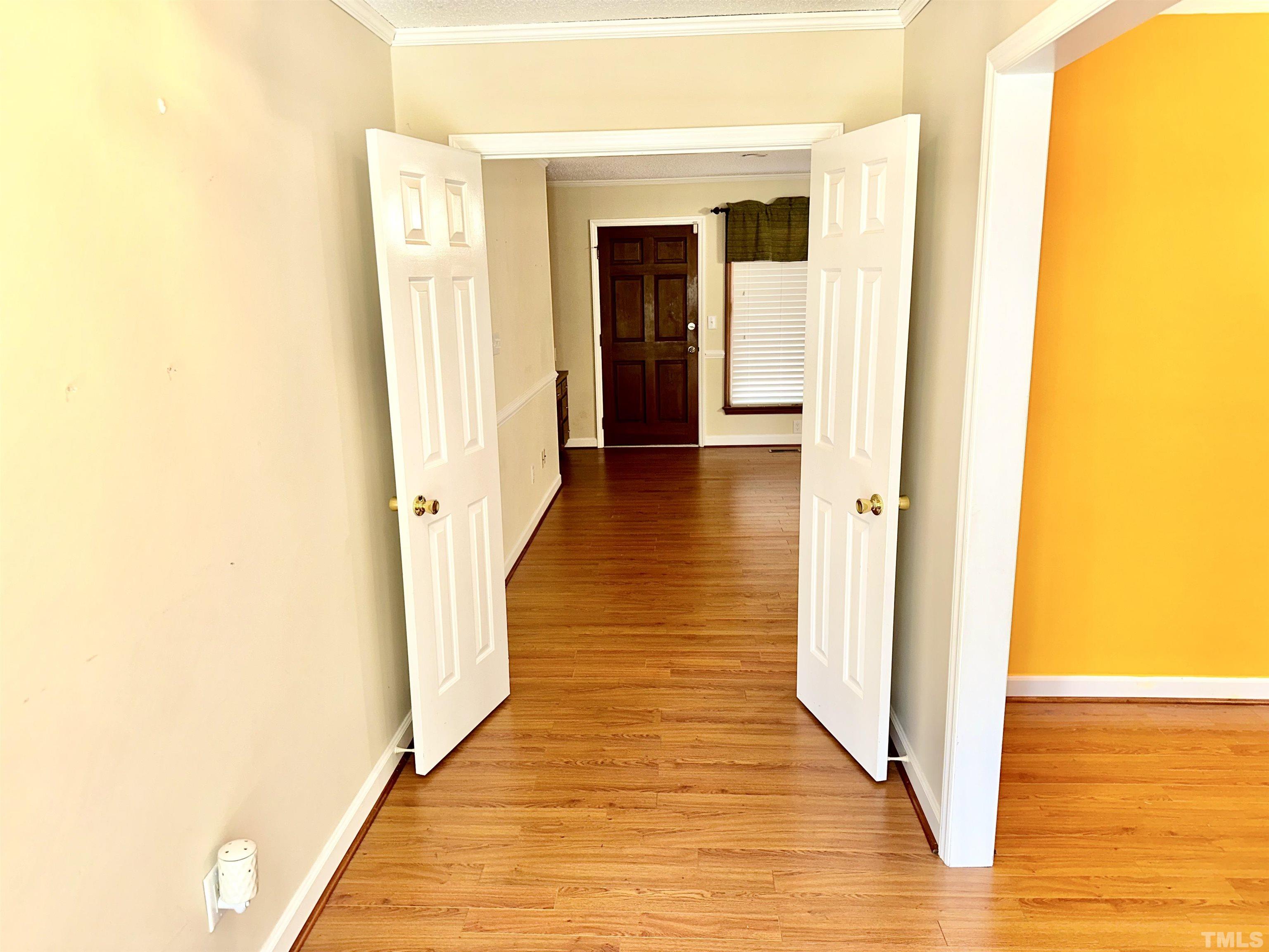 705 Sherron Road Property Photo 8