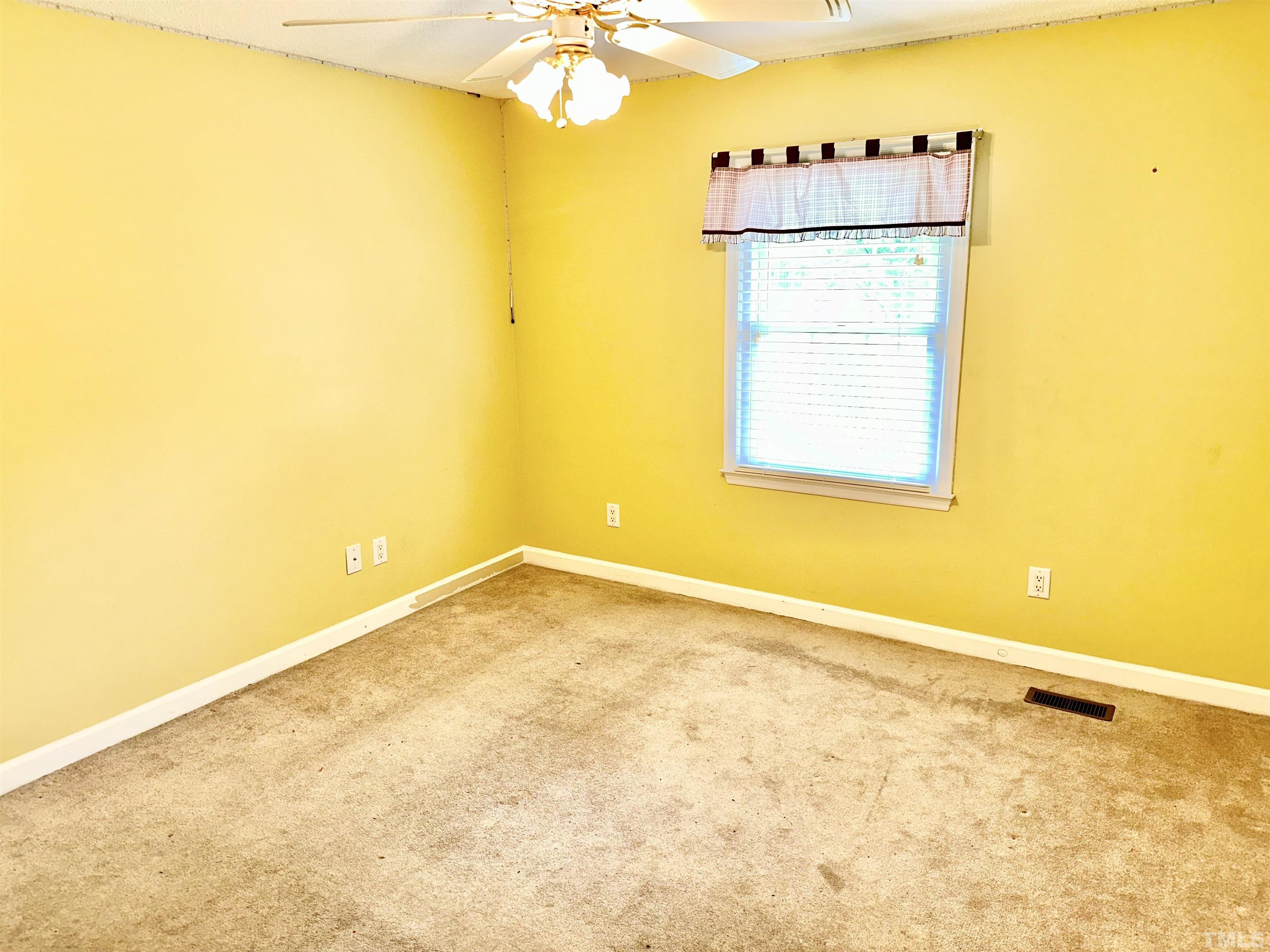 705 Sherron Road Property Photo 20