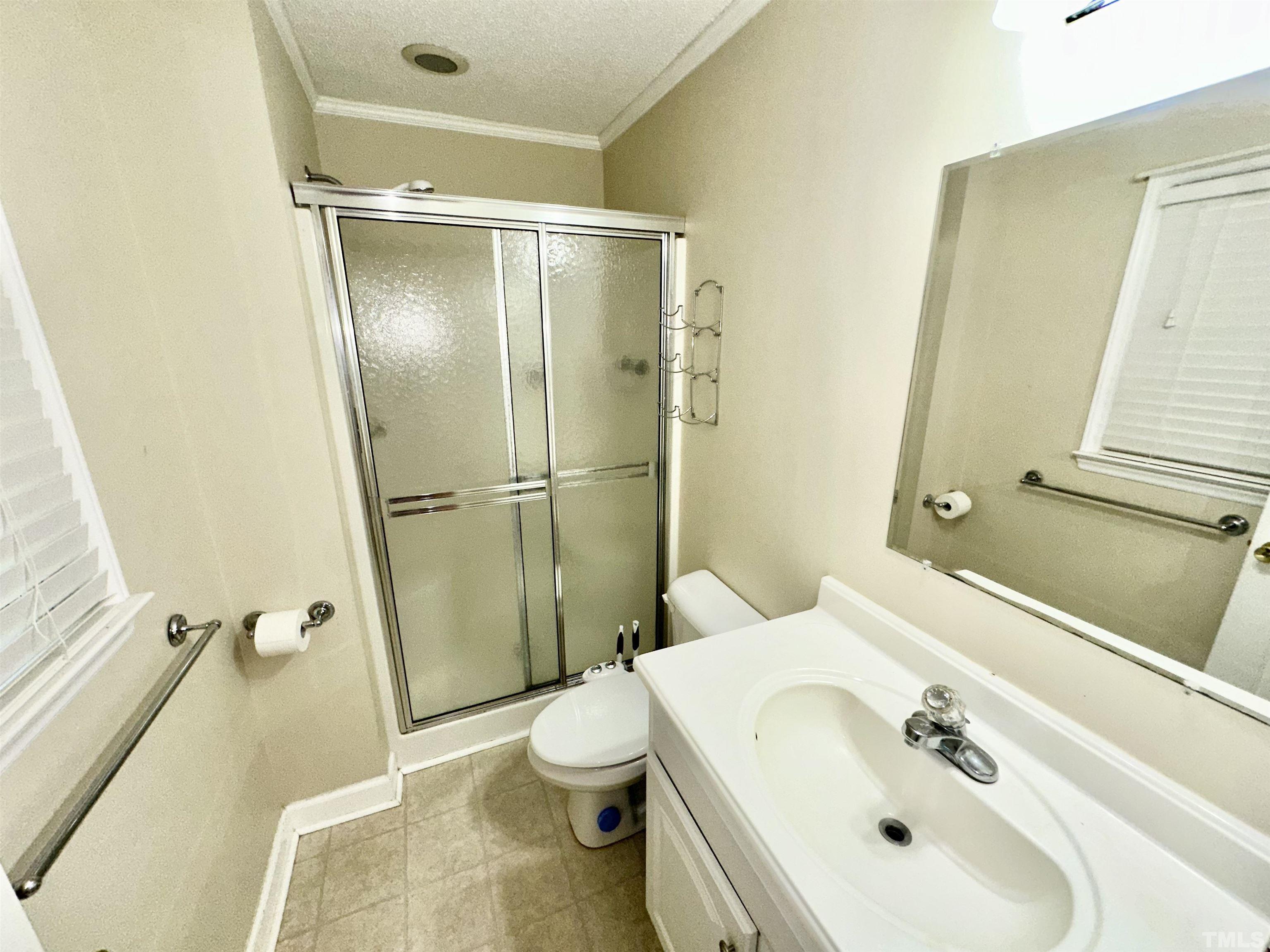705 Sherron Road Property Photo 23