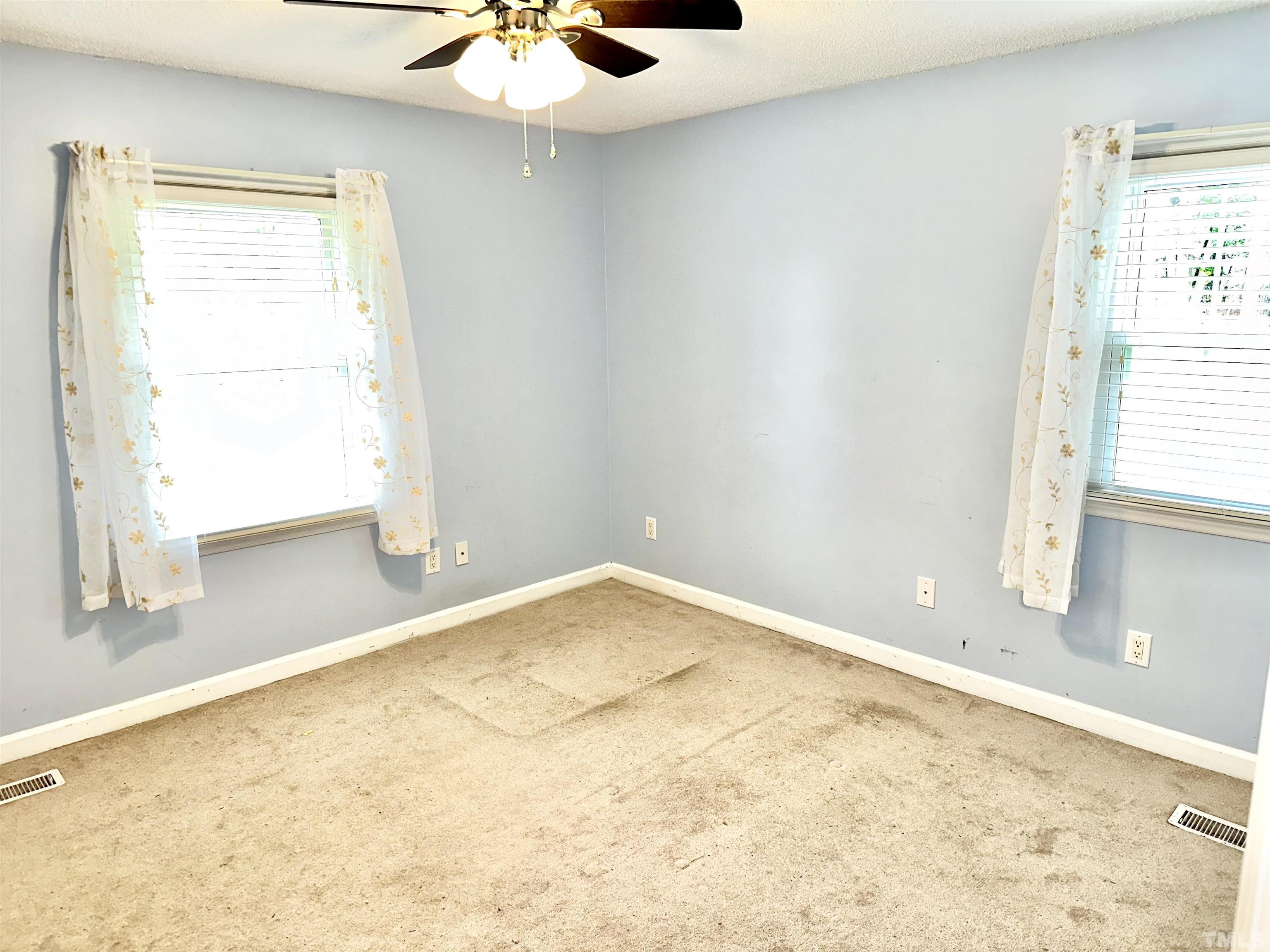 705 Sherron Road Property Photo 24
