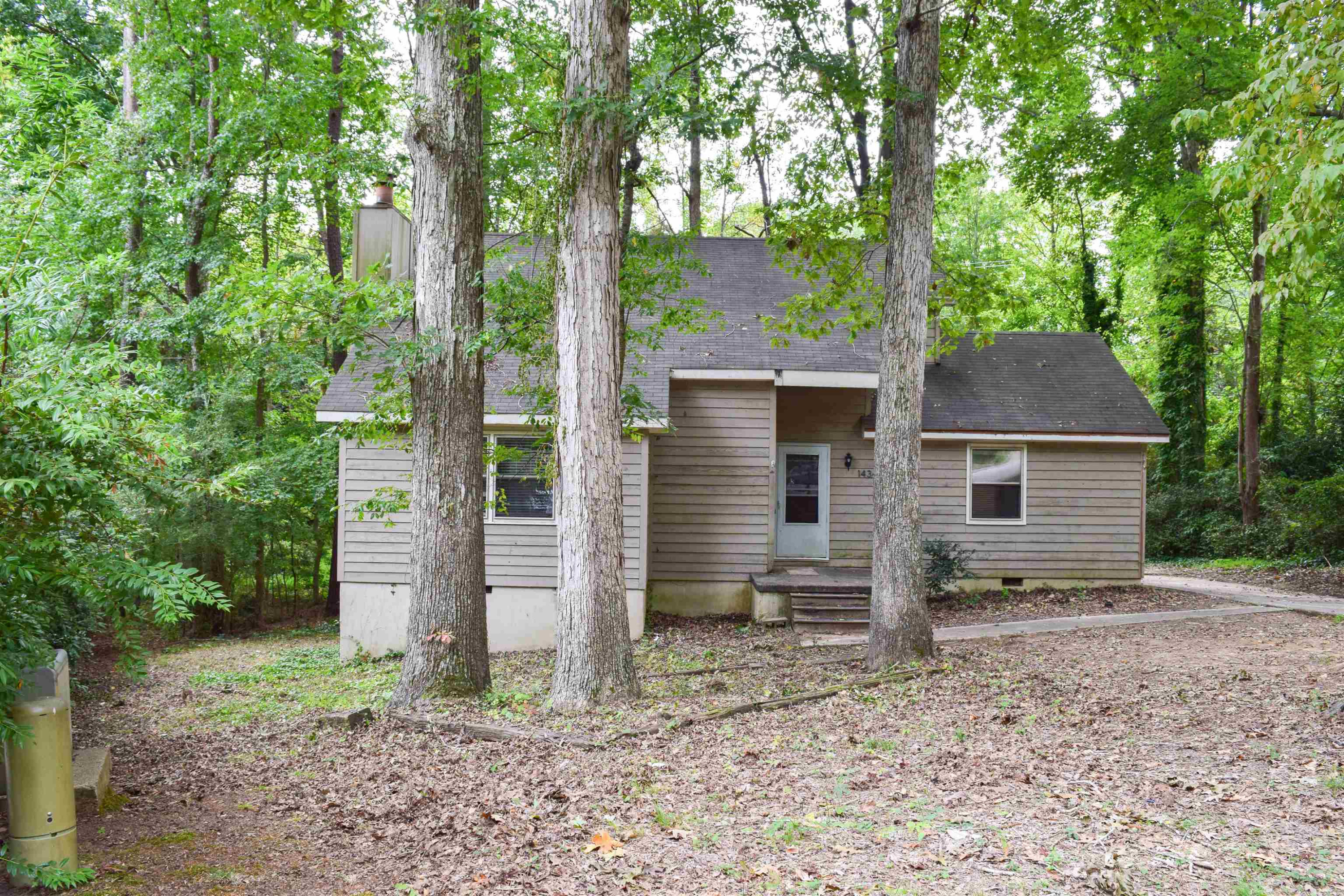 1434 Huntly Court Property Photo 1