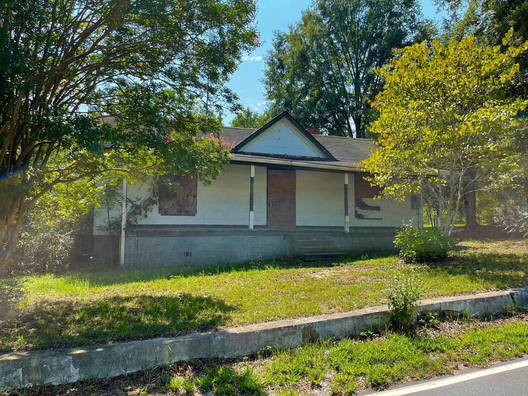 538 Skenes Avenue Property Photo 1