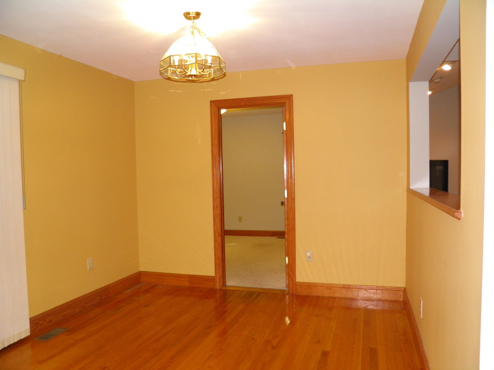 2486 Derby Drive Property Photo 5