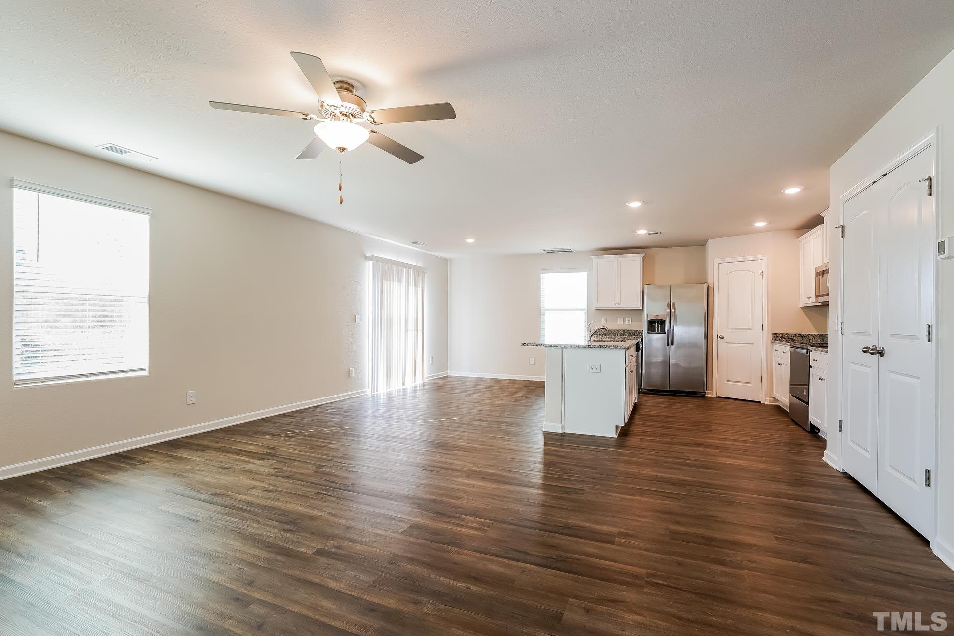 609 Howling Wind Drive Property Photo 5
