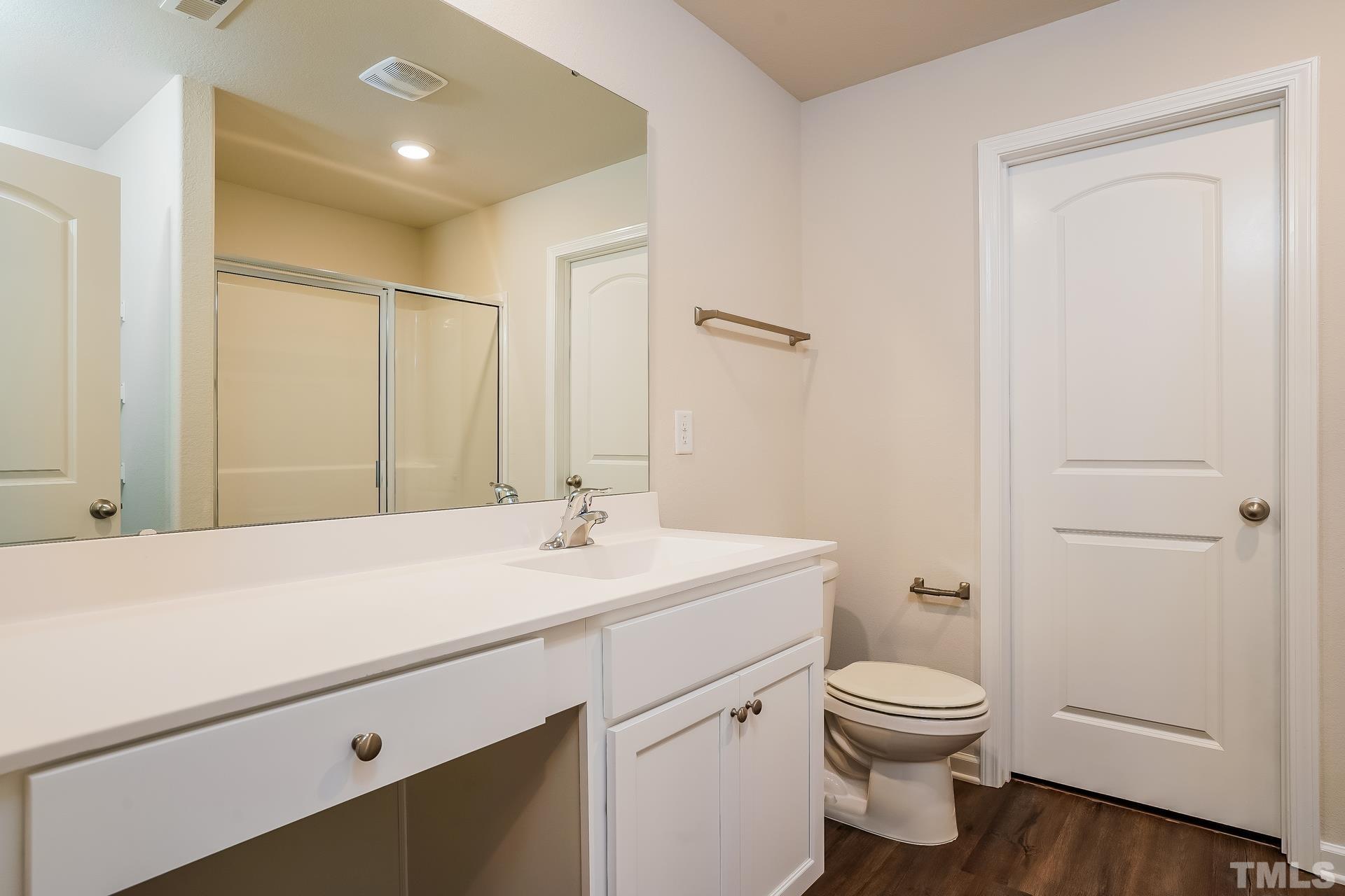 609 Howling Wind Drive Property Photo 12