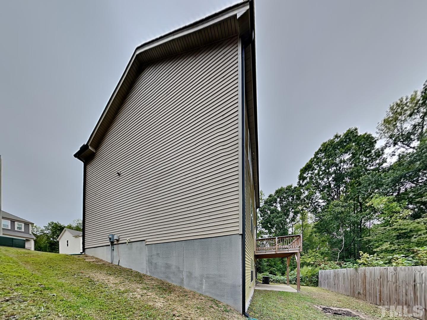 287 Lynn Dr Property Photo 20