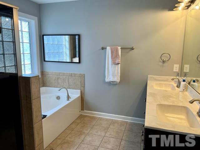 200 Vinewood Place Property Photo 15
