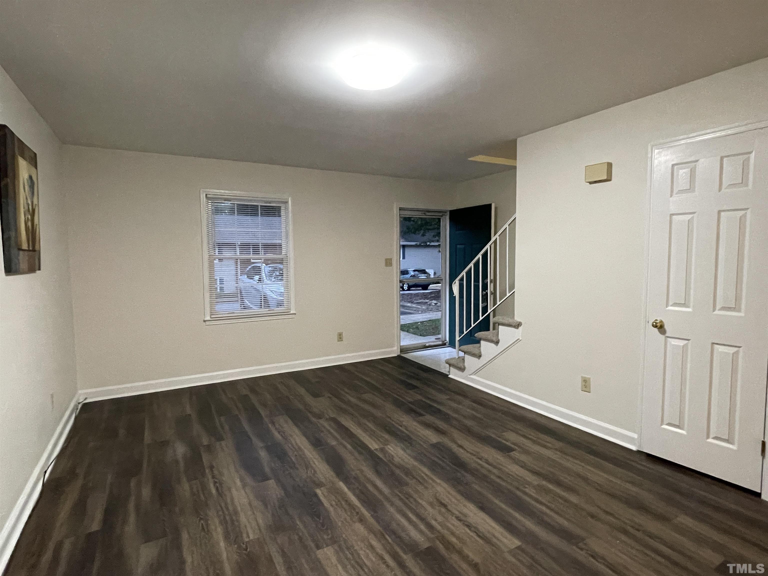 1134 Nottingham Circle Property Photo 4