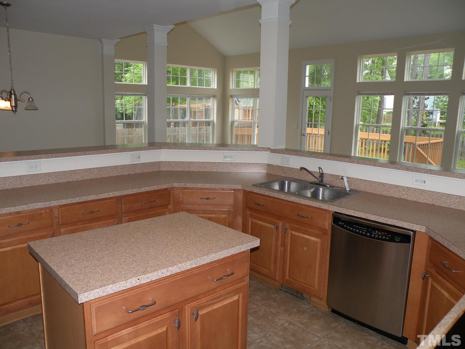 4733 Porchaven Lane Property Photo 5