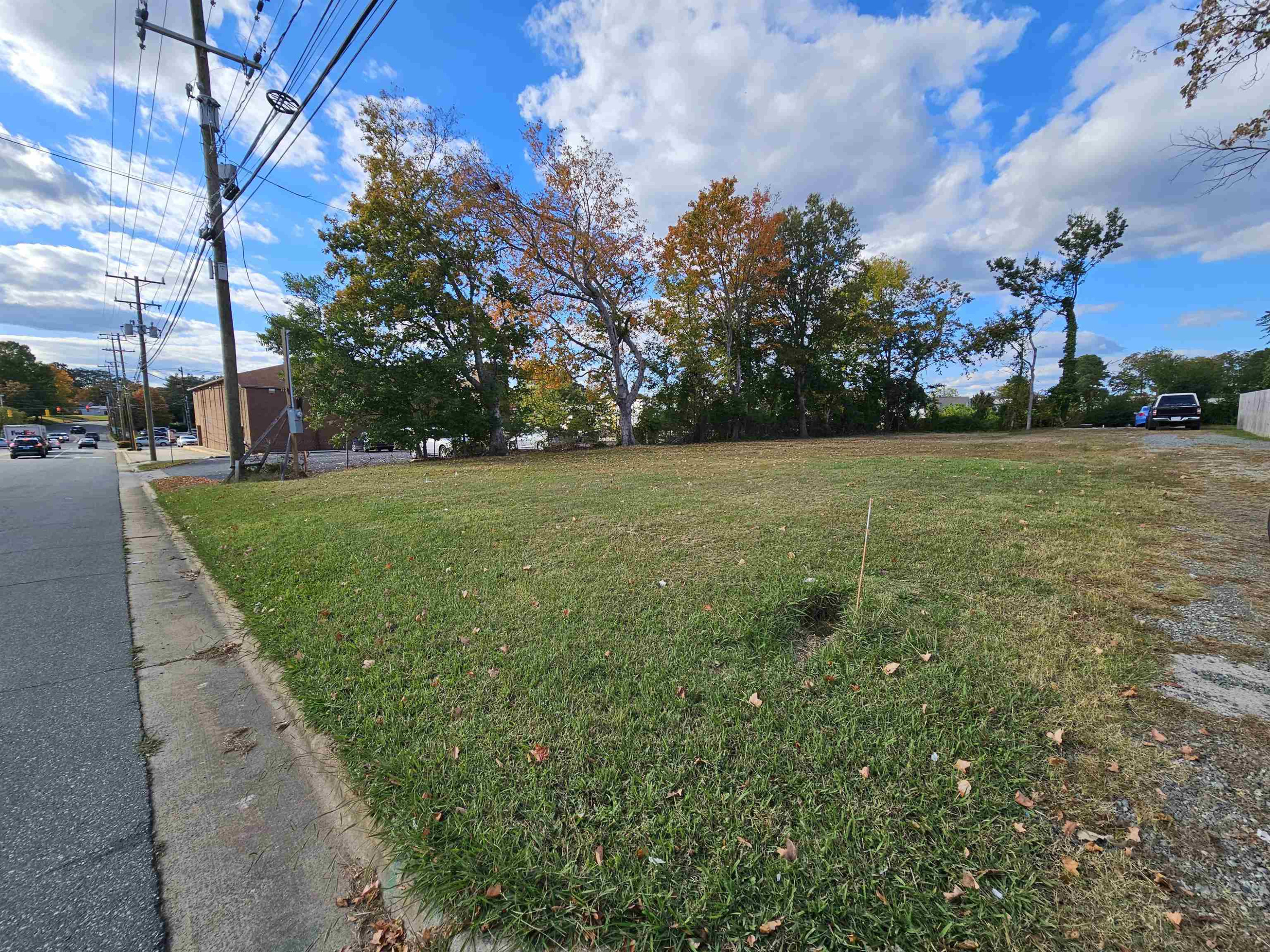 112 E Gilbreath Street Property Photo 8