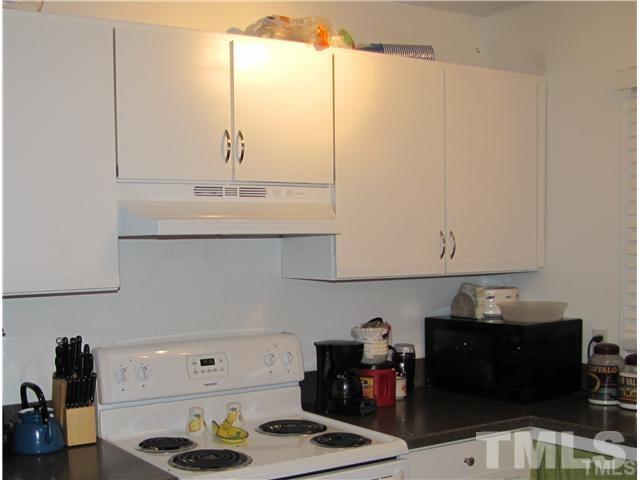 741 Edwards Street # B Property Photo 6
