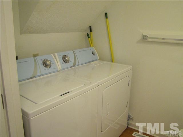 741 Edwards Street # B Property Photo 8