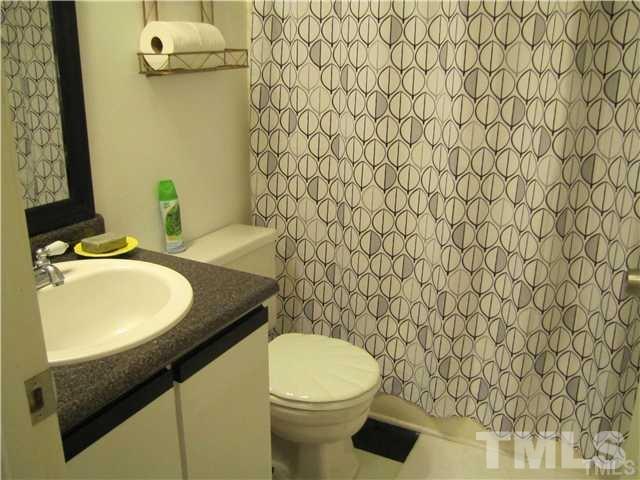 741 Edwards Street # B Property Photo 10