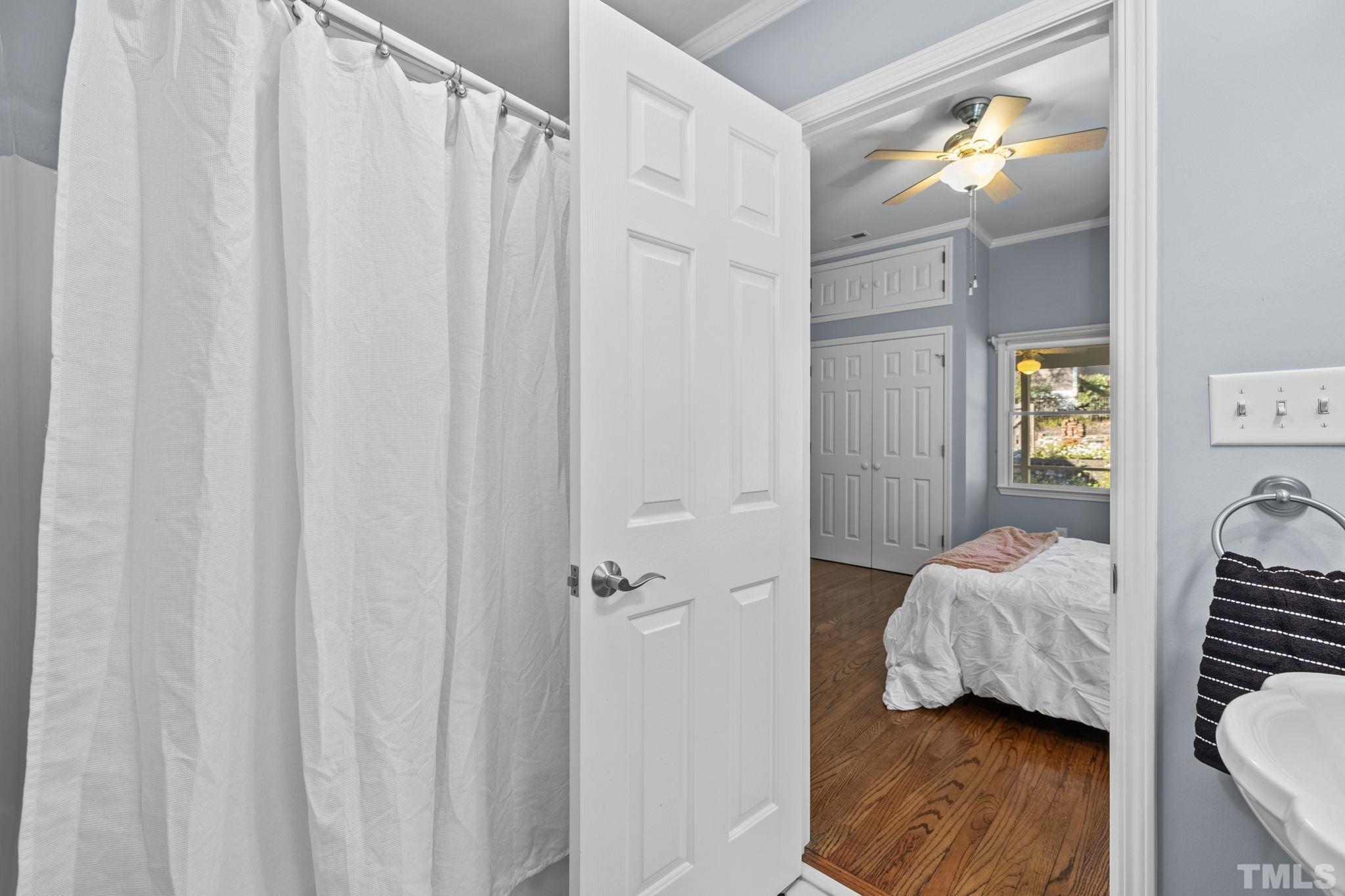 108 S Occoneechee Street Property Photo 24
