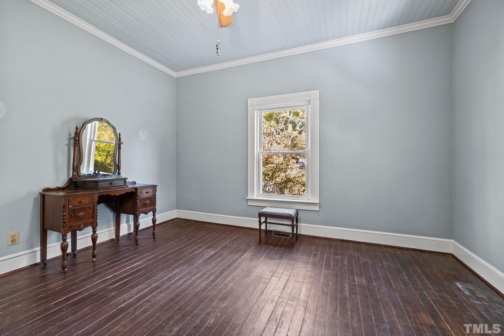 108 S Occoneechee Street Property Photo 25