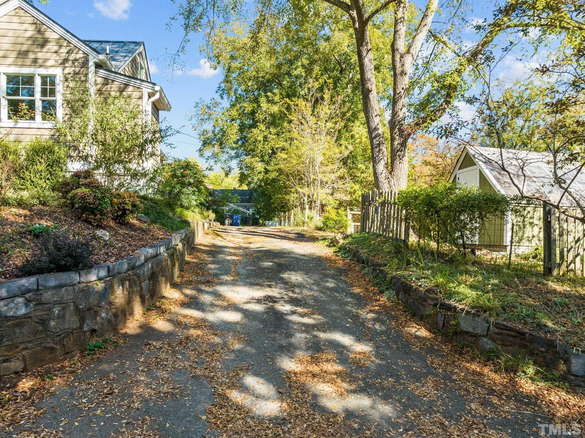 108 S Occoneechee Street Property Photo 40
