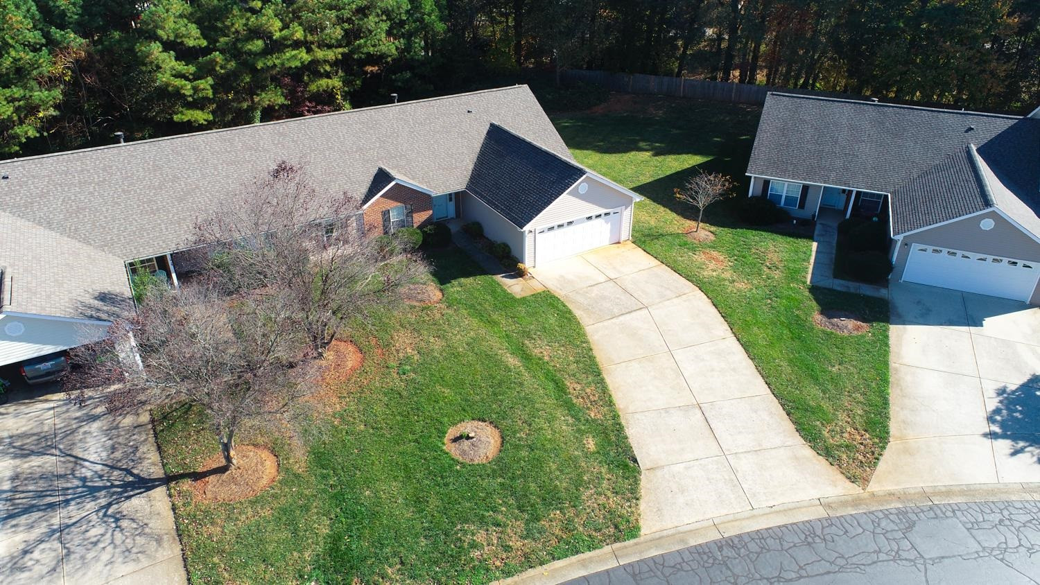 664 Huntingdon Street Property Photo 12
