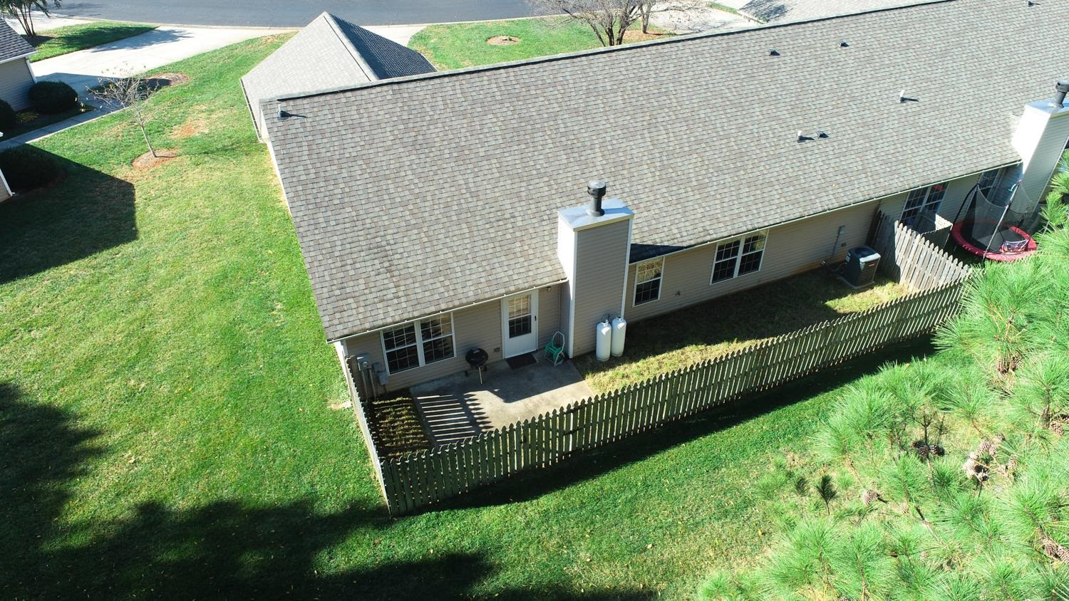 664 Huntingdon Street Property Photo 13