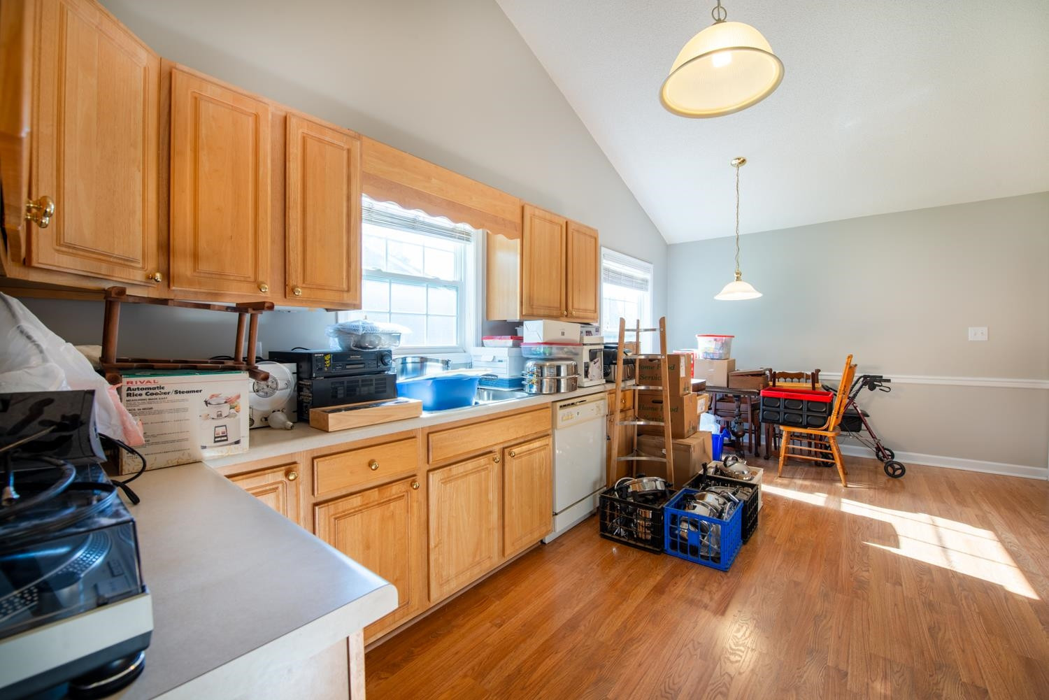 664 Huntingdon Street Property Photo 22