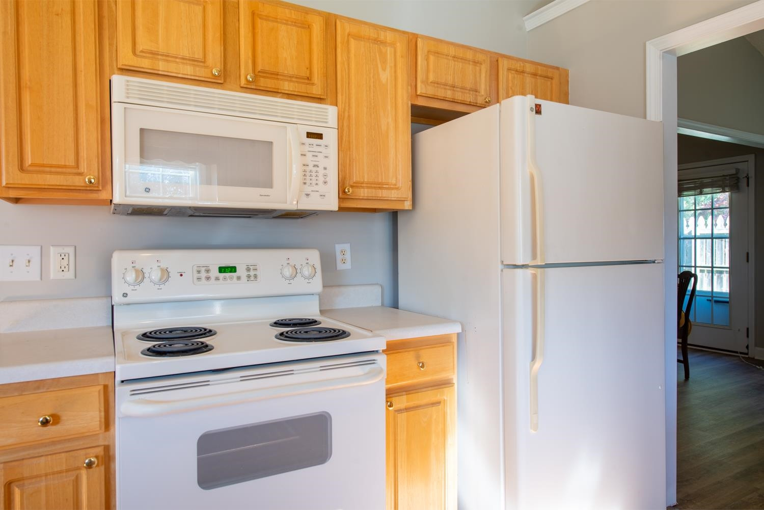 664 Huntingdon Street Property Photo 25