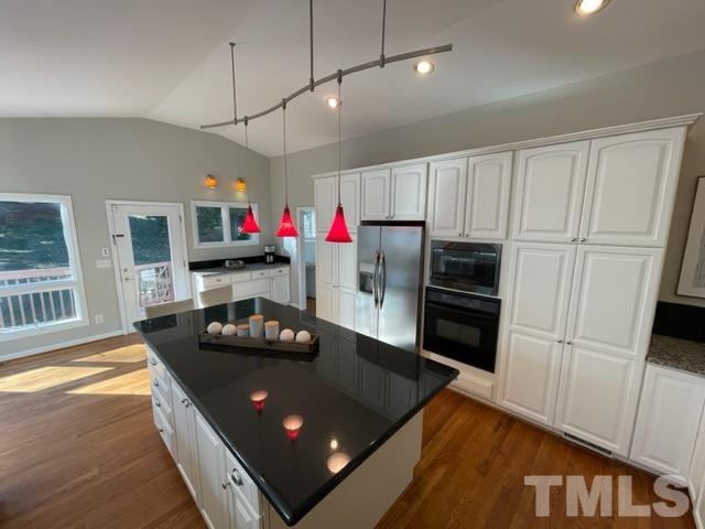 3333 Granville Drive Property Photo 11