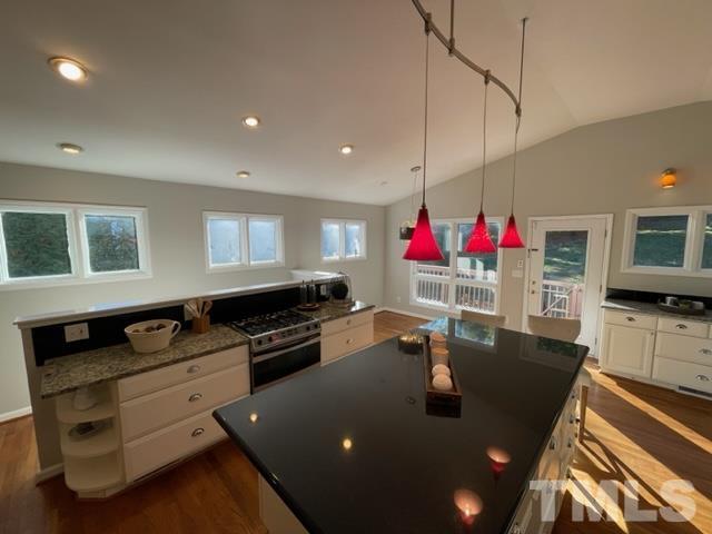 3333 Granville Drive Property Photo 12