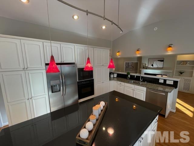 3333 Granville Drive Property Photo 13
