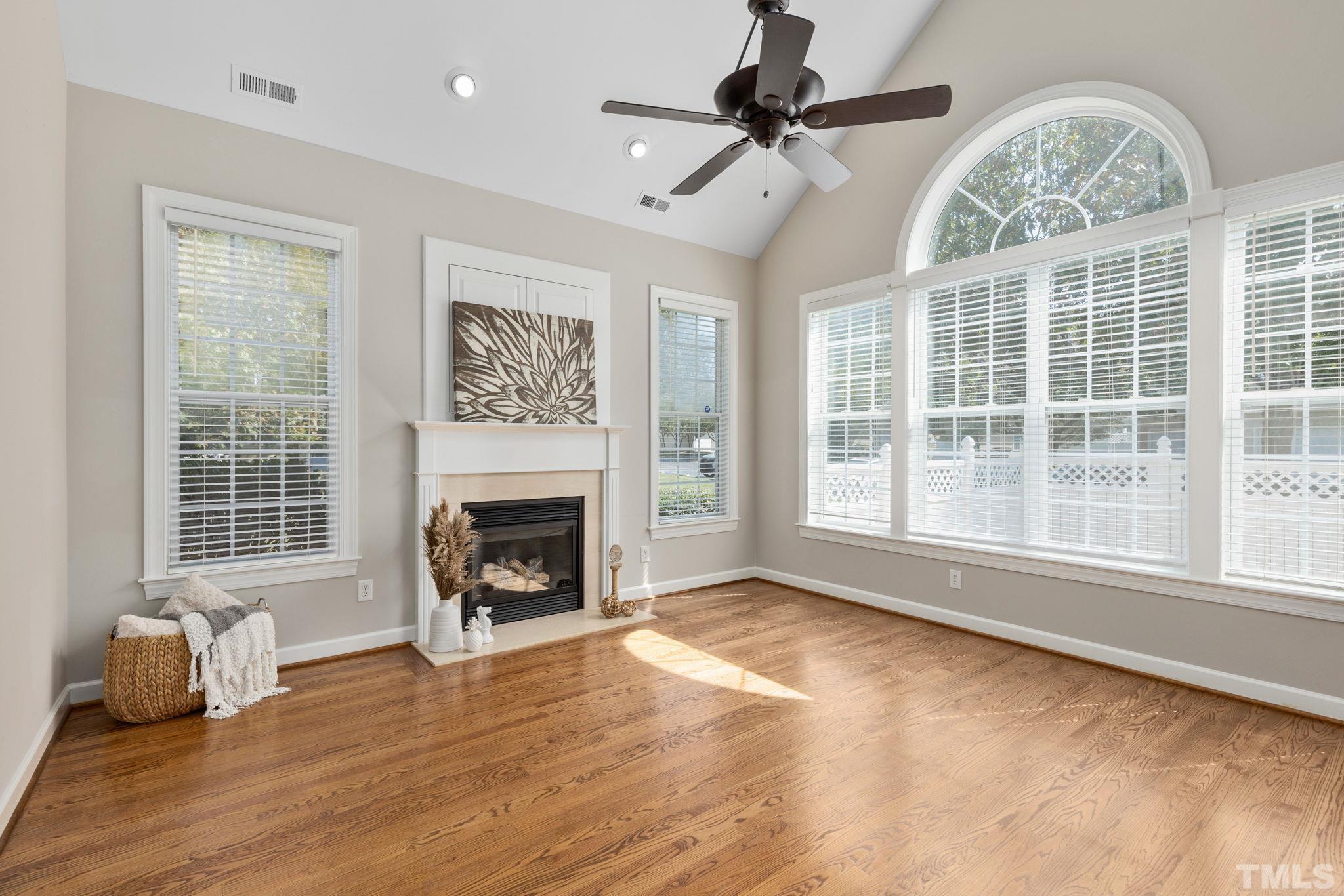 1215 Fairview Club Drive Property Photo 14