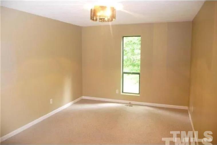 4623 Renfrew Drive Property Photo 13