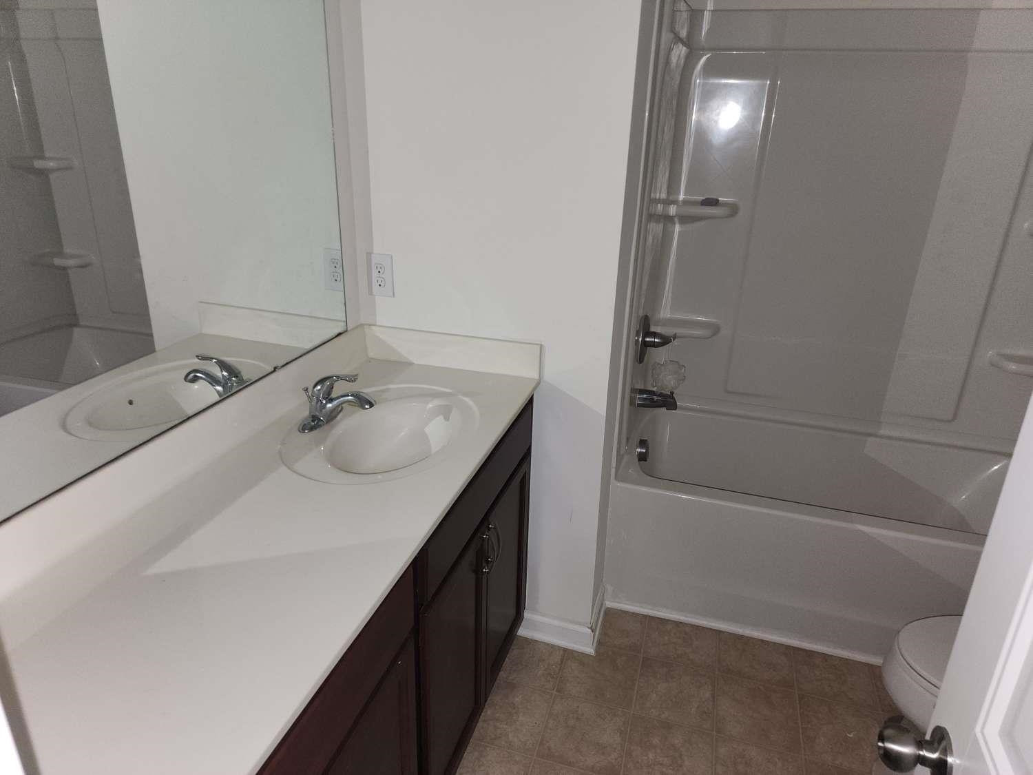 1728 Shady Oaks Drive Property Photo 18